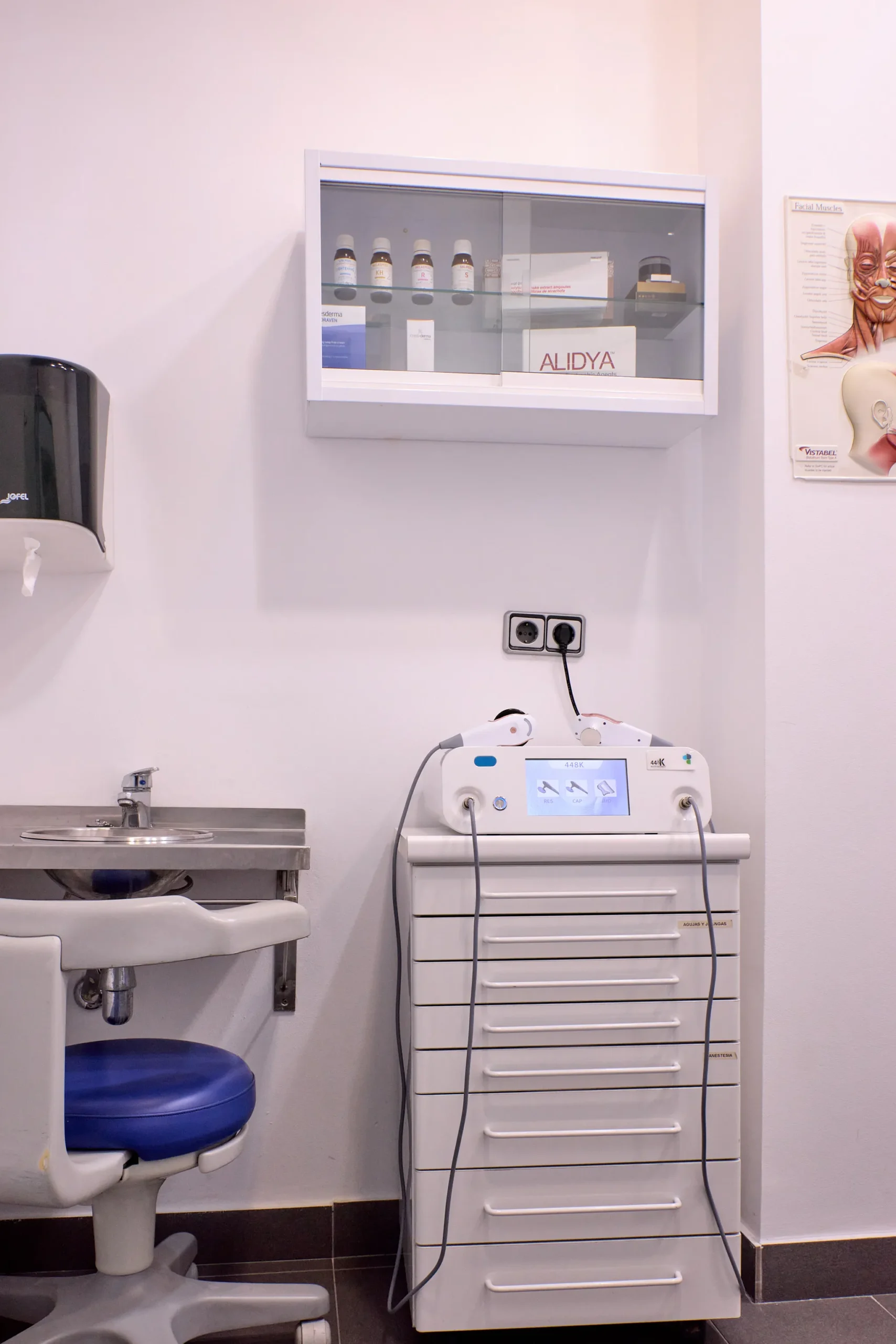 230608-0084-cilinica-dental-cdv-imagen-comercial-clinica-cdv-11662-O